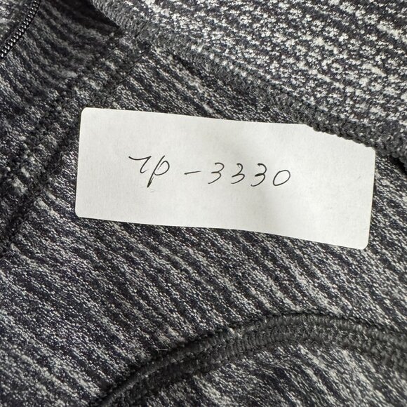 Lululemon Run Briskly 1/2 Zip Pullover Top Size 6 Coco Pique Black White TP-3330 - Picture 2 of 8